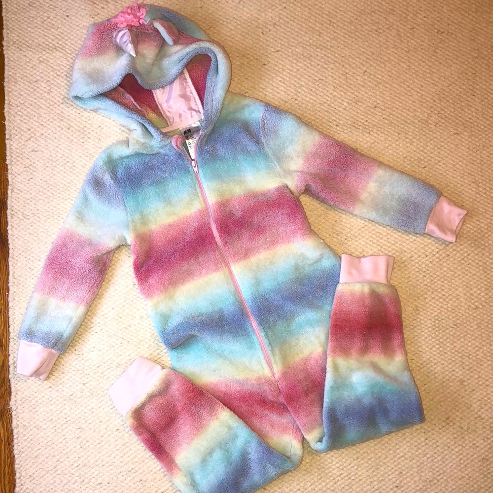 H&M unicorn plush onesie 🦄